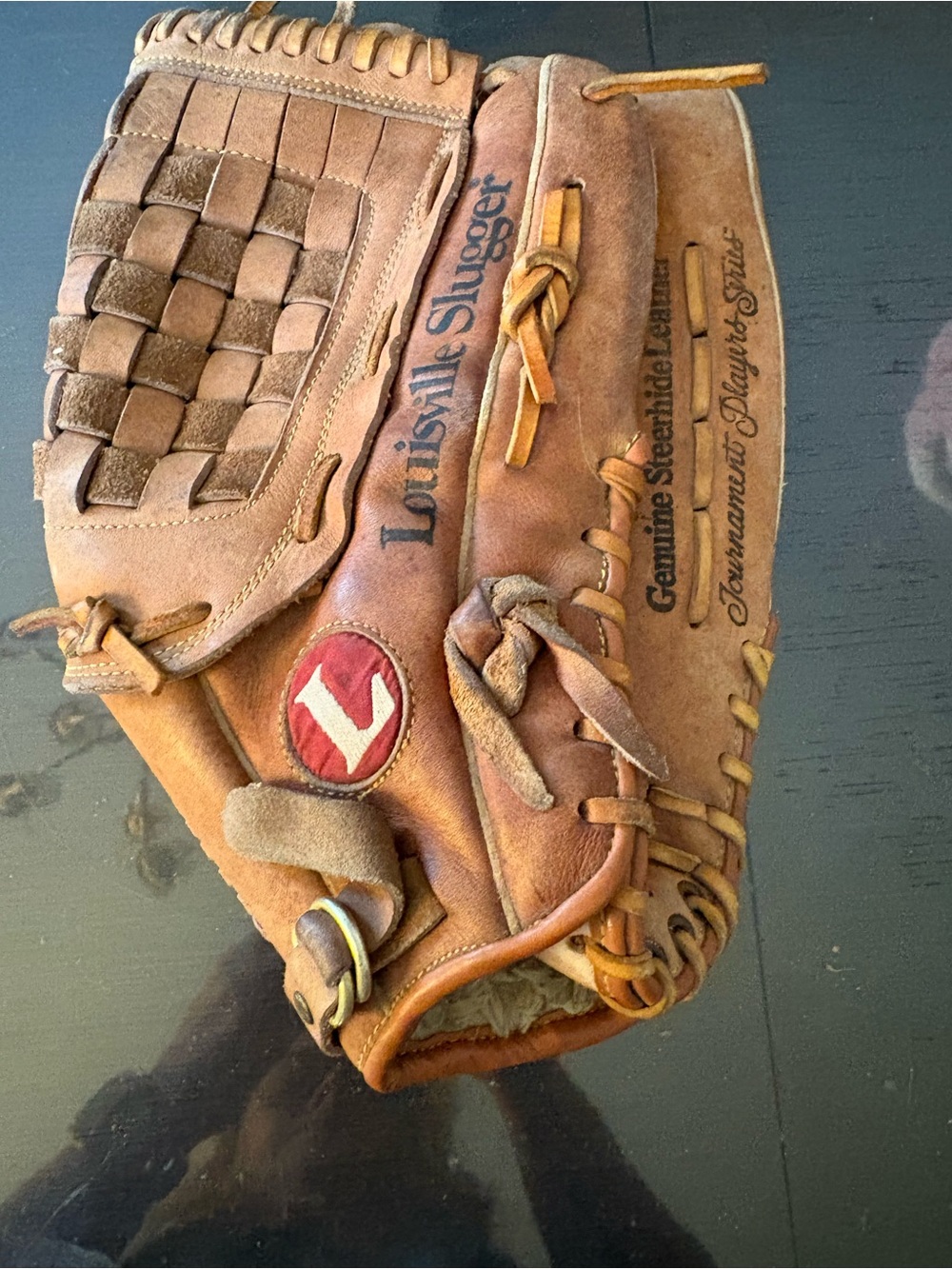 Louisville Slugger Men's Tan Leather Baseball Glove